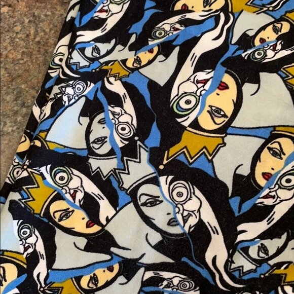 OS NWOT LuLaRoe Leggings Disney EE61 4921 - Picture 2 of 3